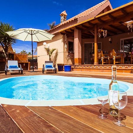 Villa Hibiscus Centrum Corralejo Beach Private Pool Family Exterior foto